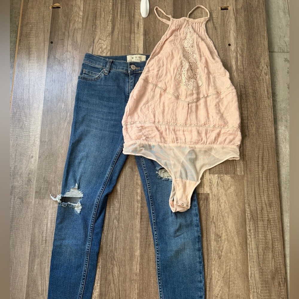 Free People Skinny Jeans in Medium Blue